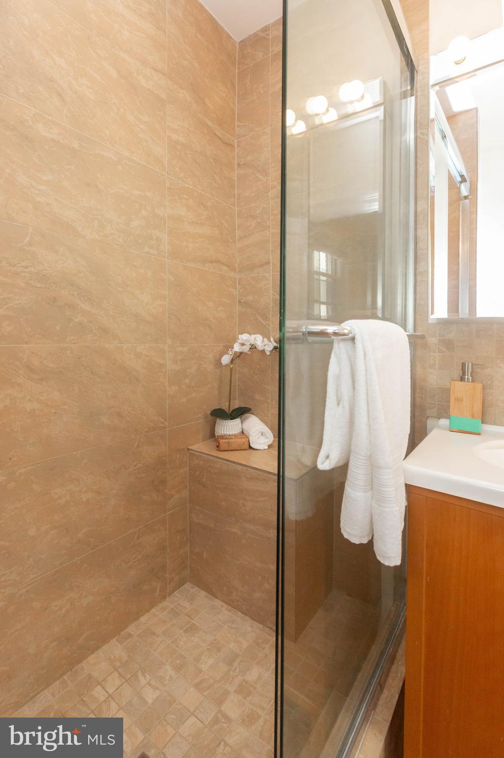 1954 Columbia Road Northwest, Unit 410 Washington, DC 20009 - Photo 21 of 57