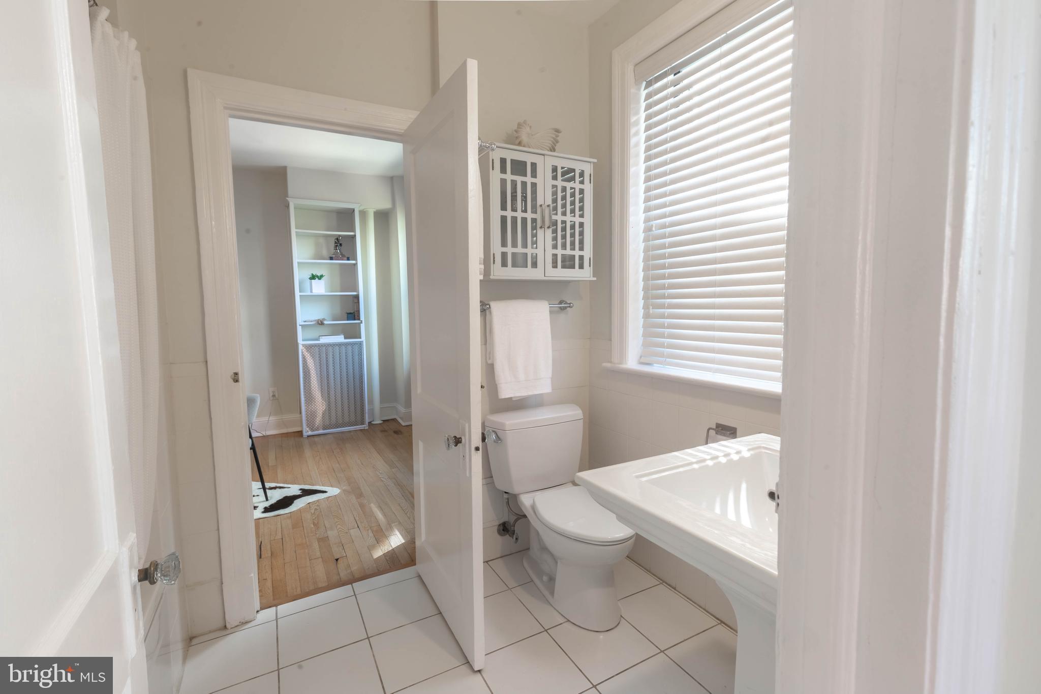 1954 Columbia Road Northwest, Unit 410 Washington, DC 20009 - Photo 26 of 57