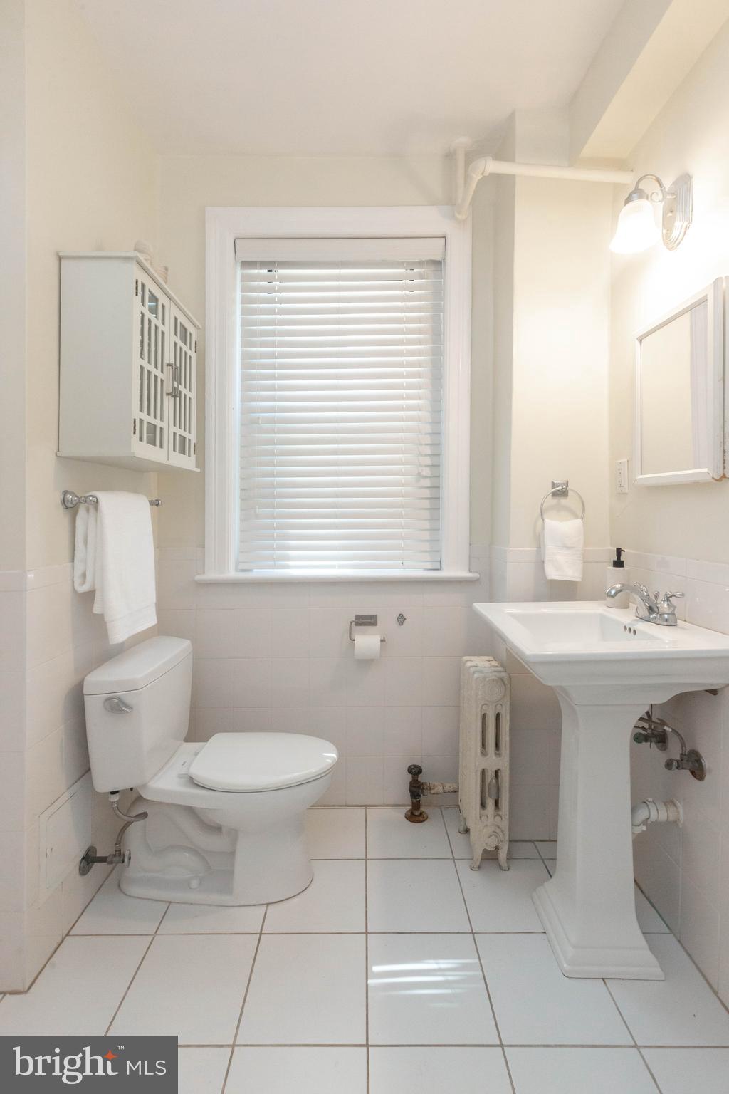1954 Columbia Road Northwest, Unit 410 Washington, DC 20009 - Photo 27 of 57