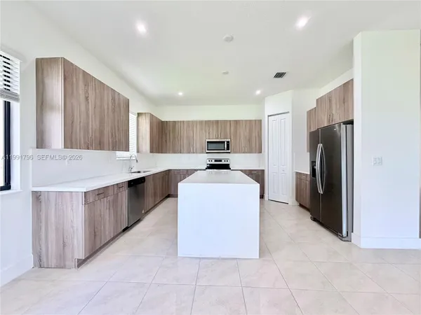 $2,700 | 5028 Gambero Way, Ave Maria, FL 34142