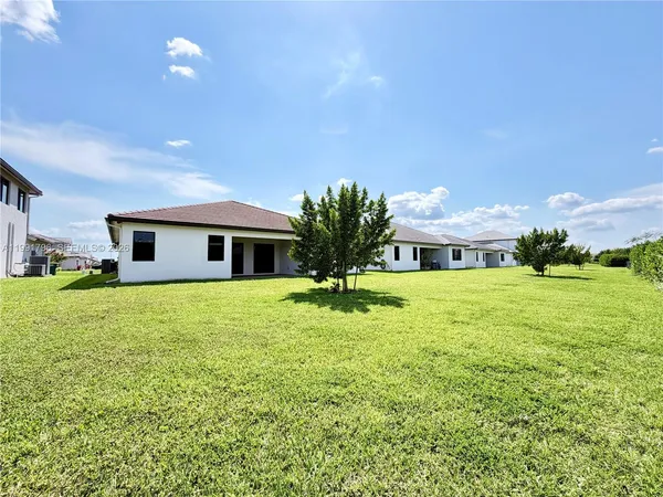 $2,700 | 5028 Gambero Way, Ave Maria, FL 34142