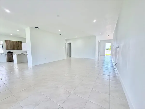 $2,700 | 5028 Gambero Way, Ave Maria, FL 34142