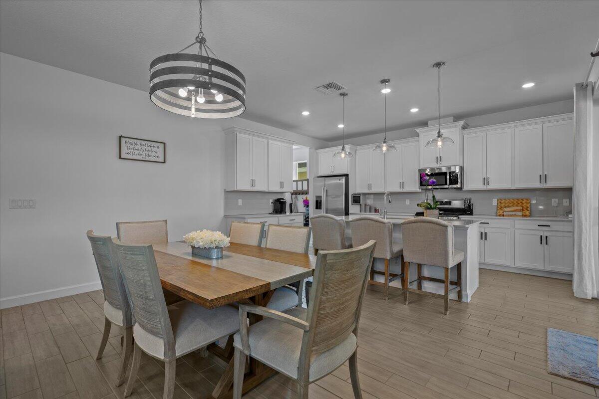 1367 Arrowhead Point Road Loxahatchee, FL 33470 - Photo 5 of 36 Dining/Kitchen