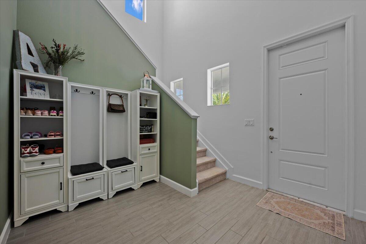 1367 Arrowhead Point Road Loxahatchee, FL 33470 - Photo 10 of 36 Foyer