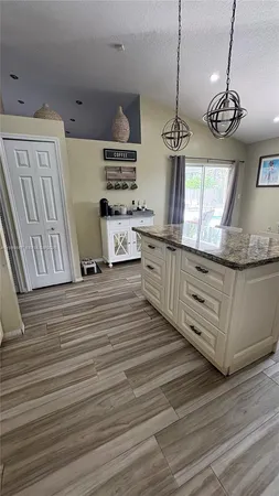 $3,800 | Richmond West, Miami, FL 33187