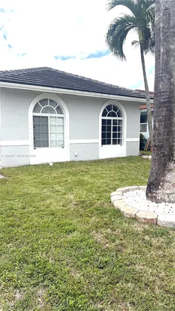 $3,800 | Richmond West, Miami, FL 33187