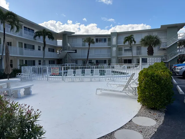 $1,950 | 3600 North Ocean Drive, Unit 124, Riviera Beach, FL 33404