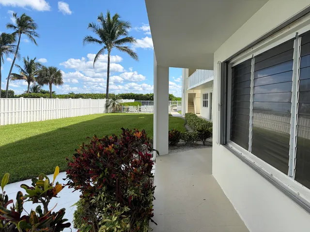 $1,950 | 3600 North Ocean Drive, Unit 124, Riviera Beach, FL 33404