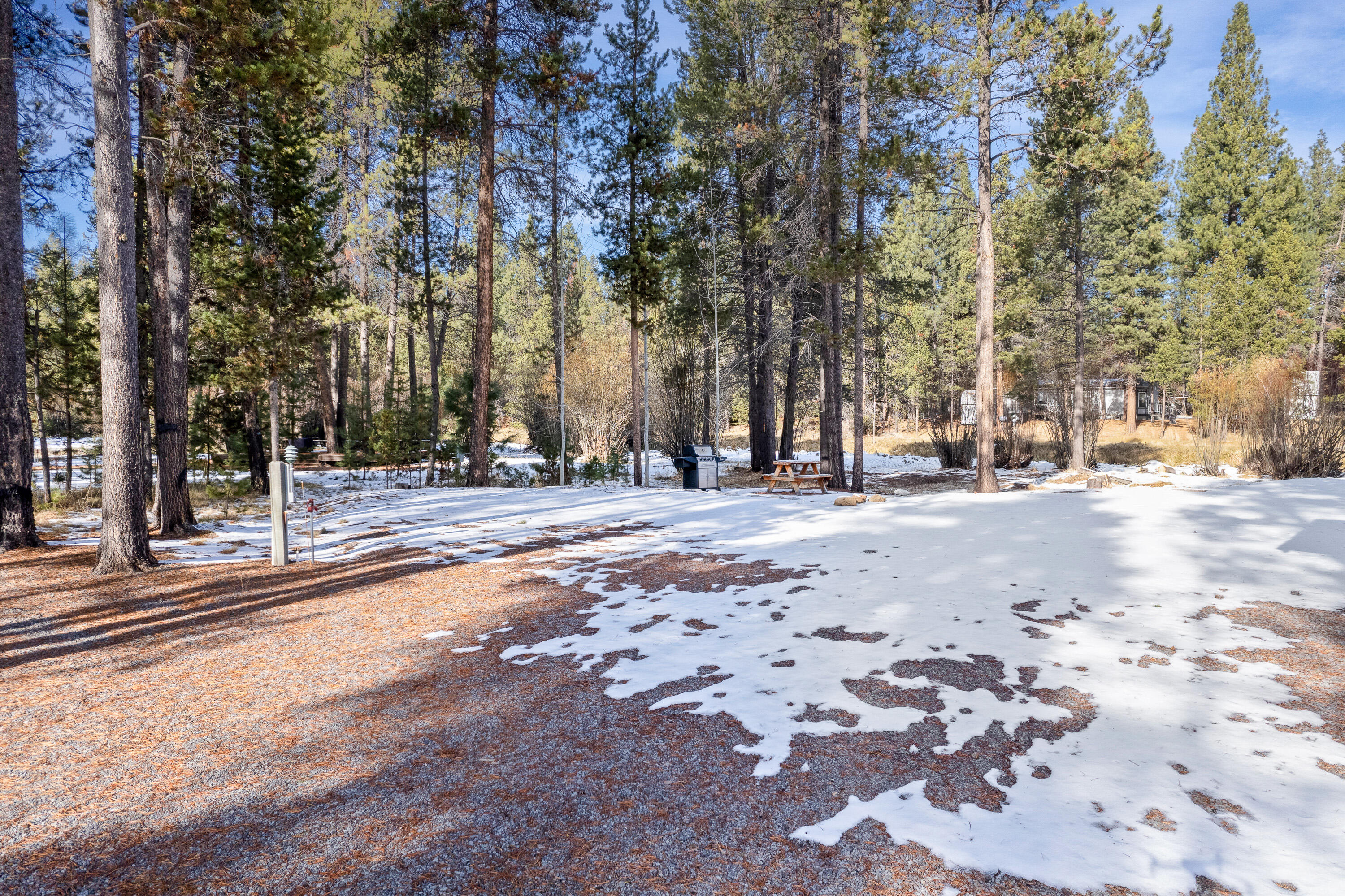 17108 Milky Way Road Bend, OR 97707 - Photo 10 of 17 DJI_0642