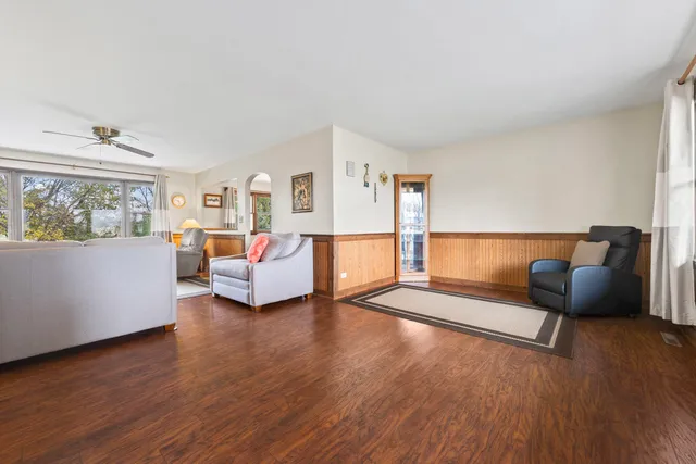 $369,000 | 10820 Bonnie Brae Street, Huntley, IL 60142