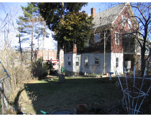 584 Centre Street Boston, MA 02130 - Photo 6 of 26 a view of outdoor space and yard