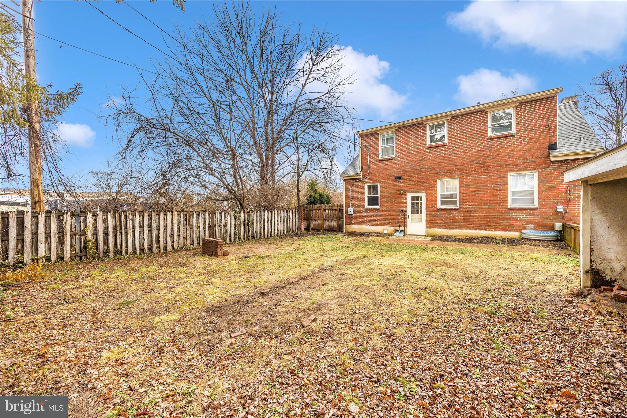 633 Lee Place Frederick, MD 21702 - Photo 45 of 48 a view of a house with a yard