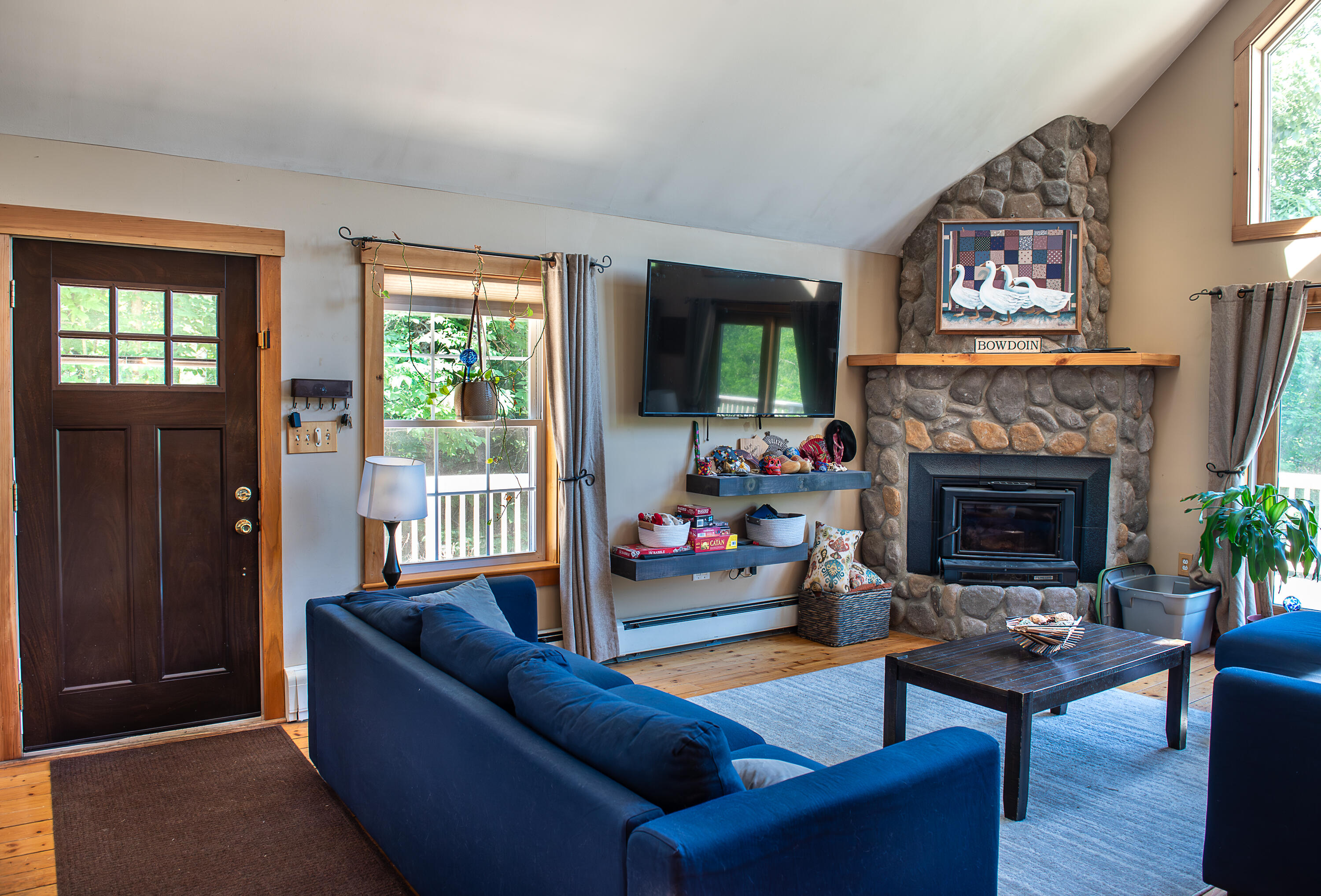 1084 W Road Bowdoin, ME 04287 - Photo 7 of 45 Living Room