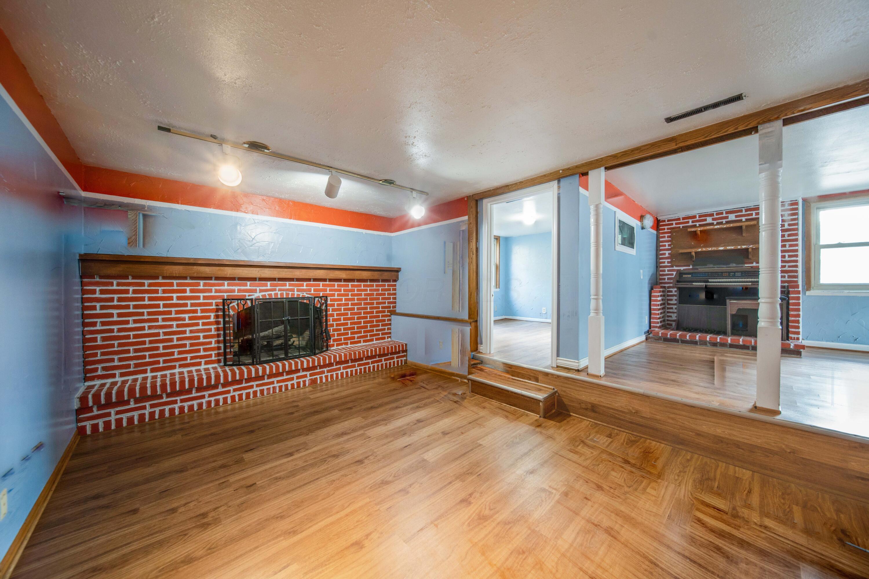 5546 Redwood Road Columbus, OH 43229 - Photo 21 of 66 21-print-A7400001_2_3