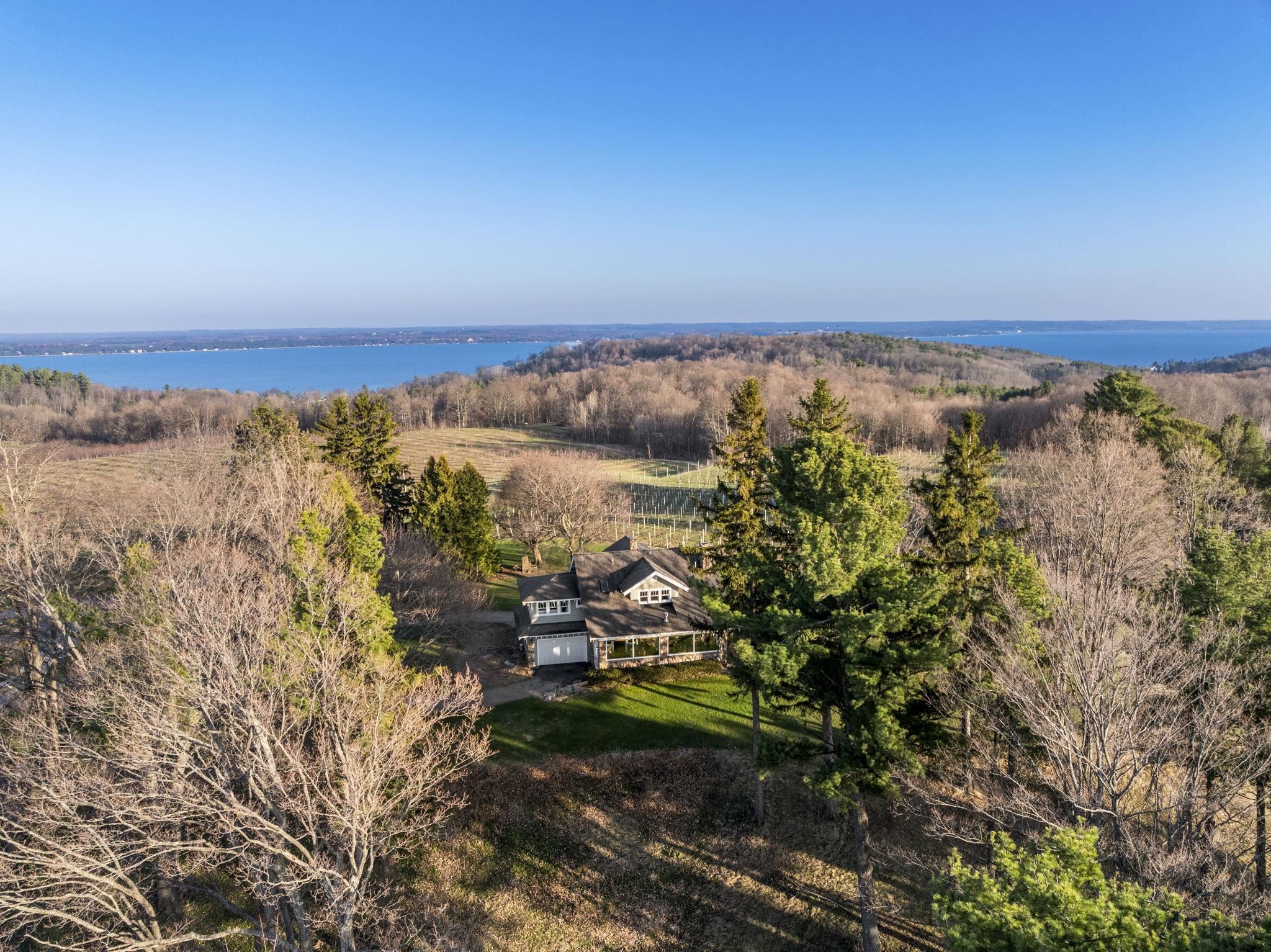 2770 Nelson Road Traverse City, MI 49686 - Photo 20 of 80