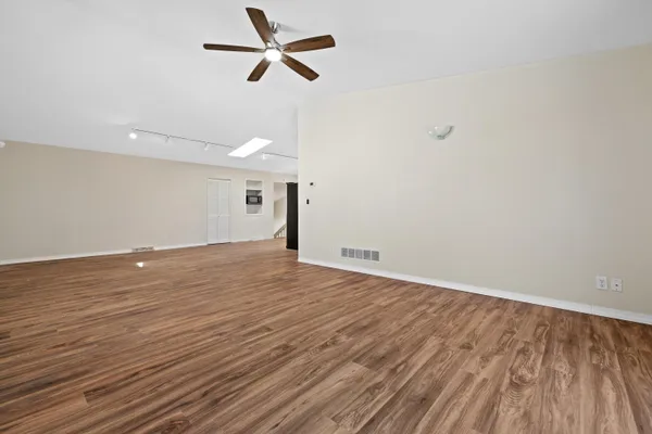 $339,900 | 1736 21st Avenue, Kenosha, WI 53140