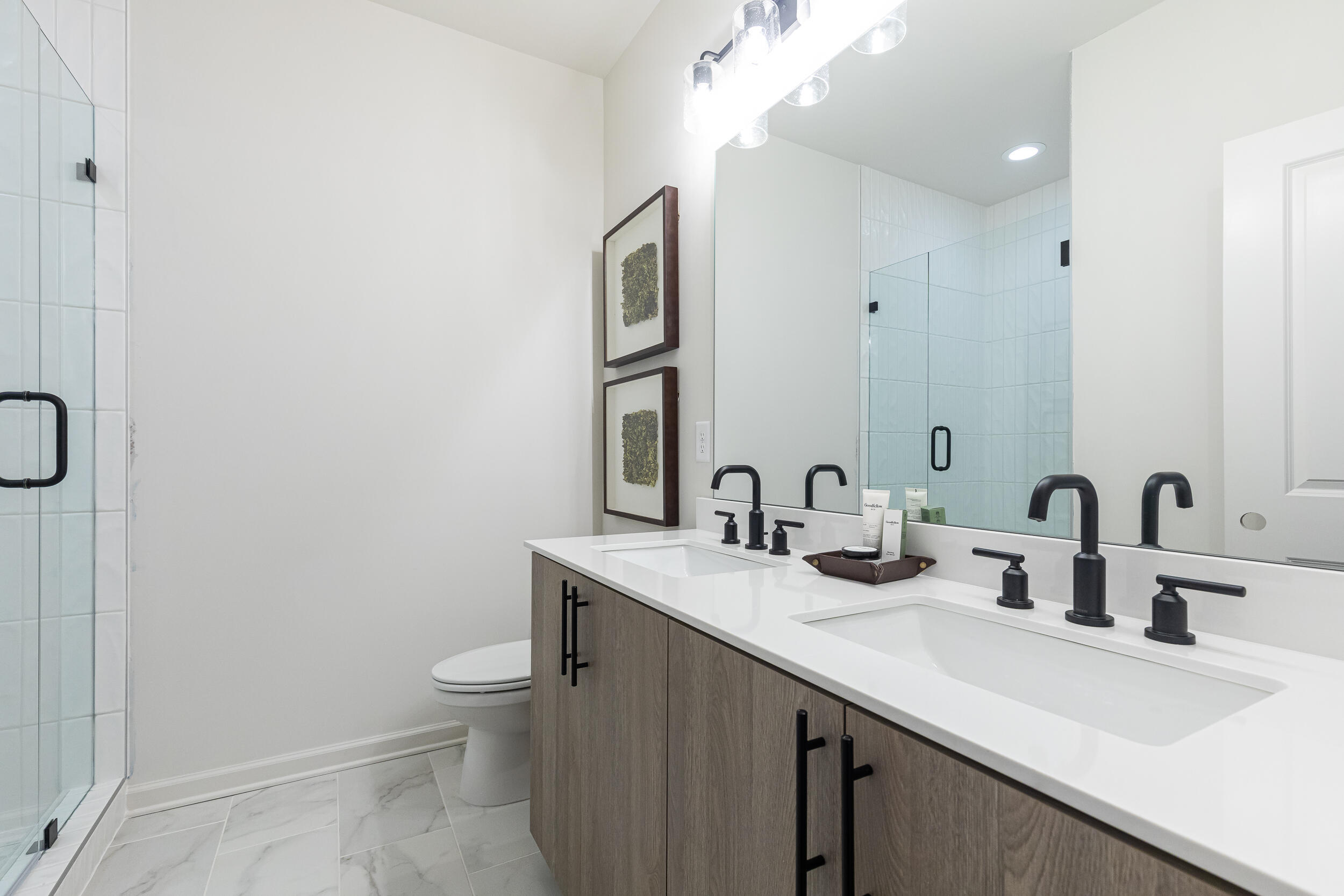 574 Pacesetter Place, Unit HOMESITE 3 Chattanooga, TN 37405 - Photo 11 of 19 Owner Bathroom