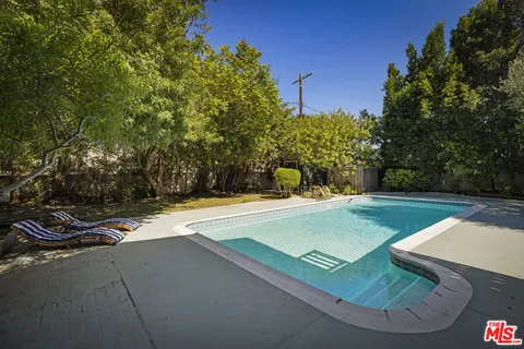 $2,175,000 | 5108 Strohm Avenue, North Hollywood, CA 91601