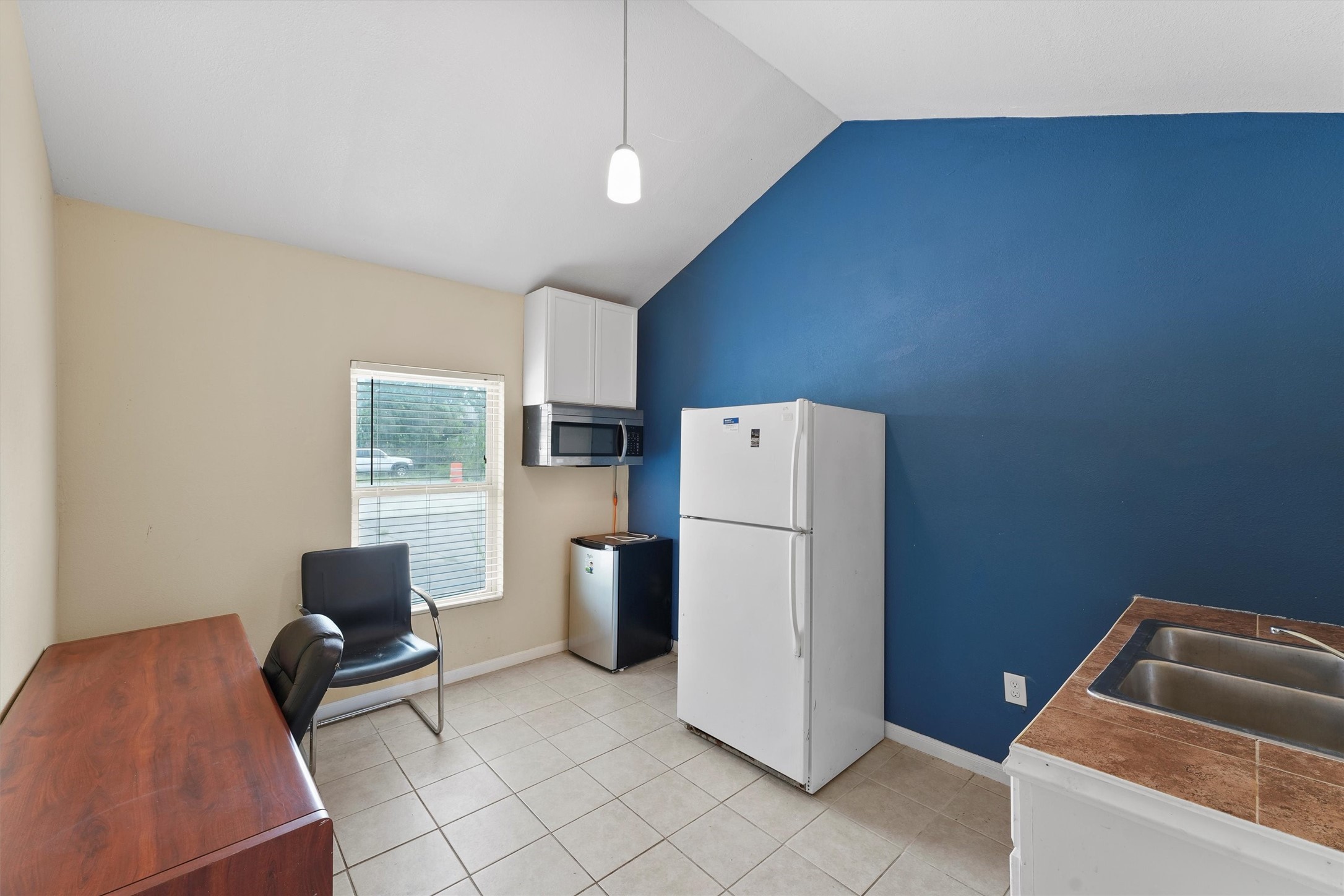 6455 Cunningham Road Houston, TX 77041 - Photo 17 of 30