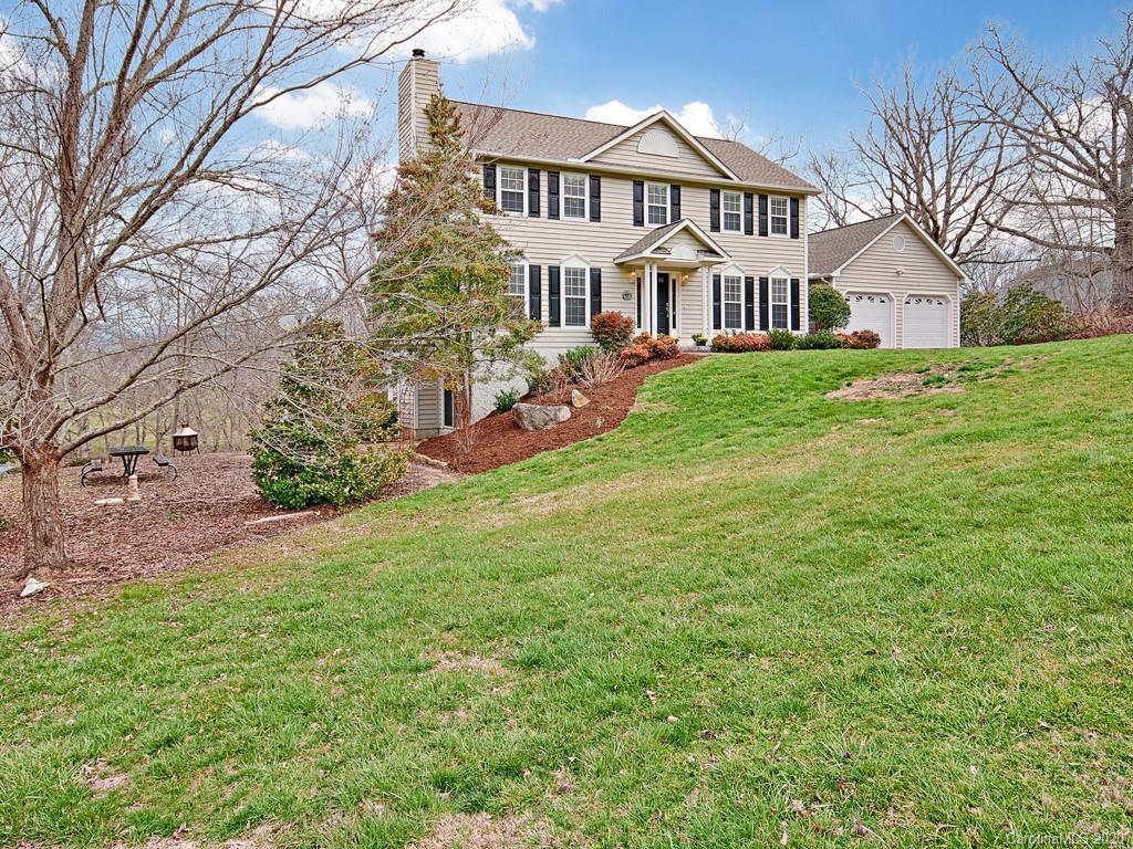 192 Smith Knolls Road Fairview, NC 28730 - Photo 2 of 36 Gallery Image 2