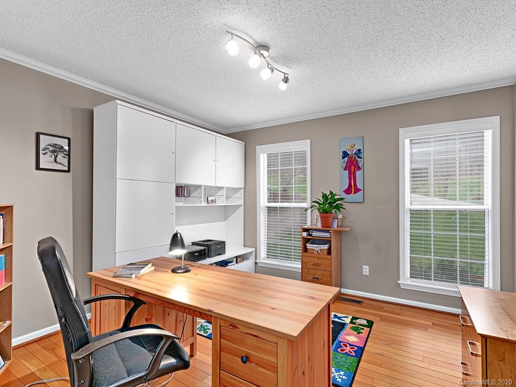 192 Smith Knolls Road Fairview, NC 28730 - Photo 14 of 36 Gallery Image 14
