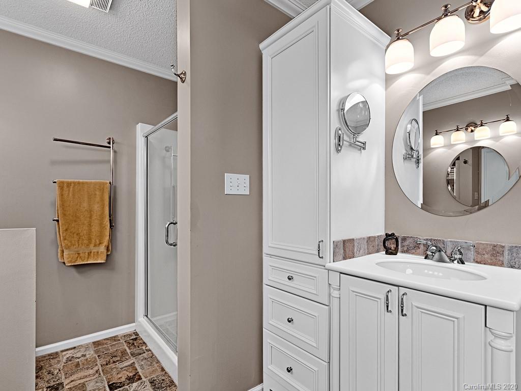 192 Smith Knolls Road Fairview, NC 28730 - Photo 19 of 36 Gallery Image 19