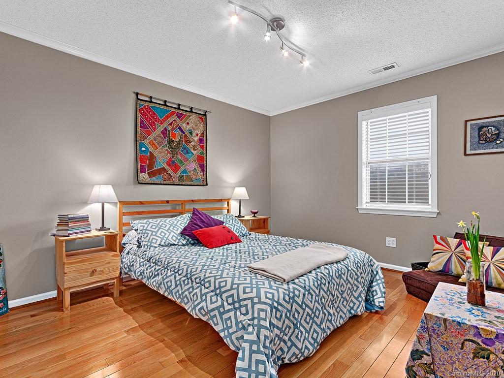192 Smith Knolls Road Fairview, NC 28730 - Photo 20 of 36 Gallery Image 20