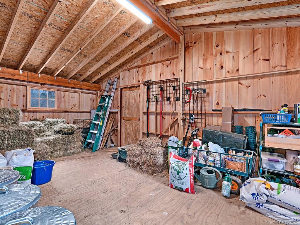 192 Smith Knolls Road Fairview, NC 28730 - Photo 31 of 36 Gallery Image 31