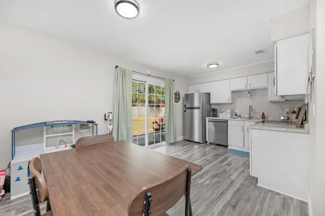 $318,500 | 827 Boulevard De L'Orleans, Mary Esther, FL 32569