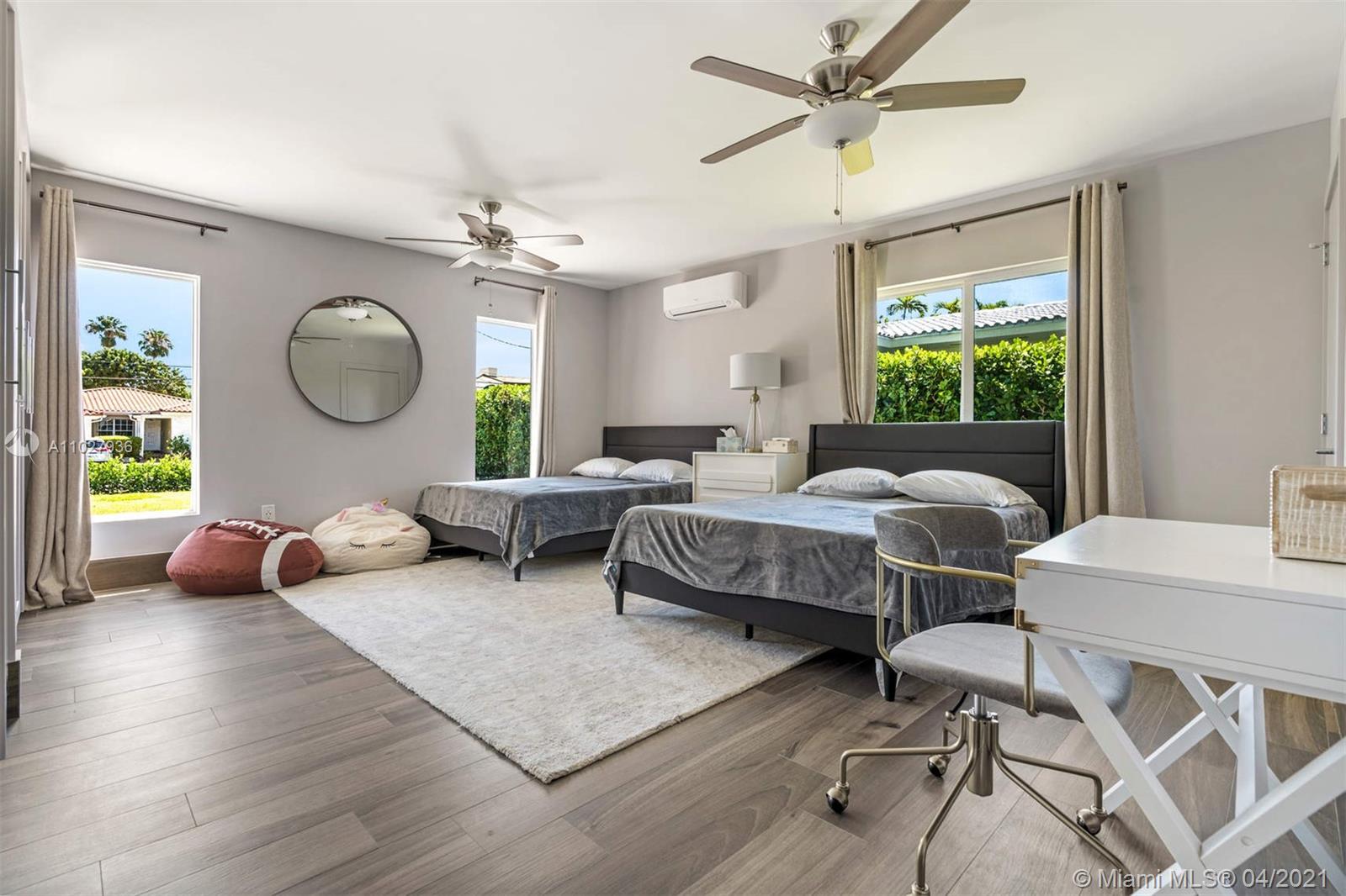 9528 Bay Drive Surfside, FL 33154 - Photo 15 of 27