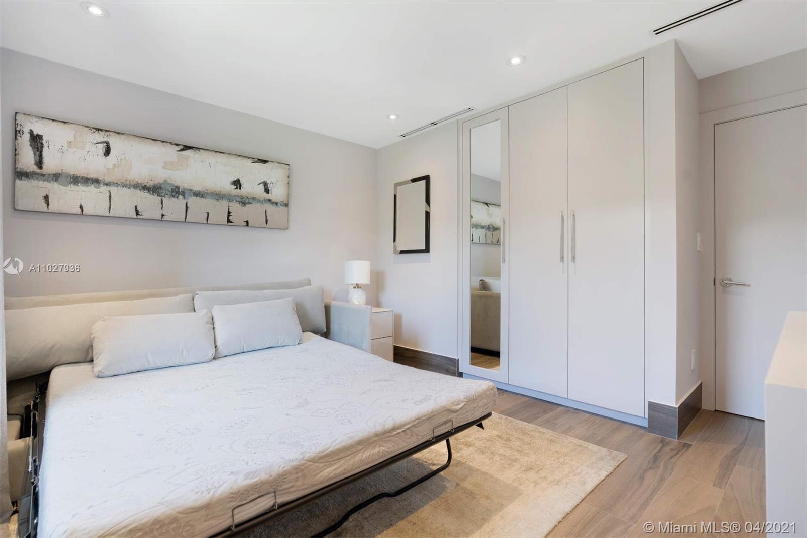 9528 Bay Drive Surfside, FL 33154 - Photo 17 of 27