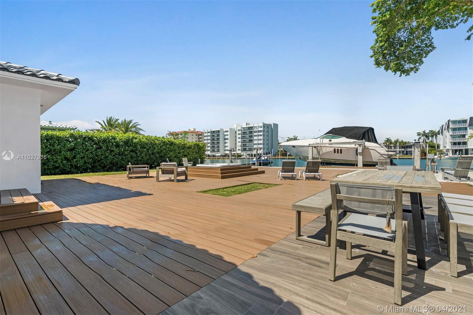 9528 Bay Drive Surfside, FL 33154 - Photo 22 of 27