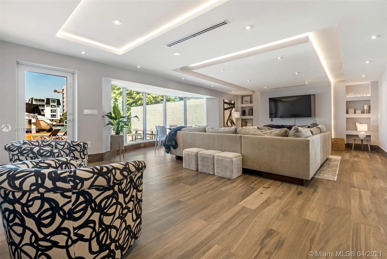 9528 Bay Drive Surfside, FL 33154 - Photo 8 of 27