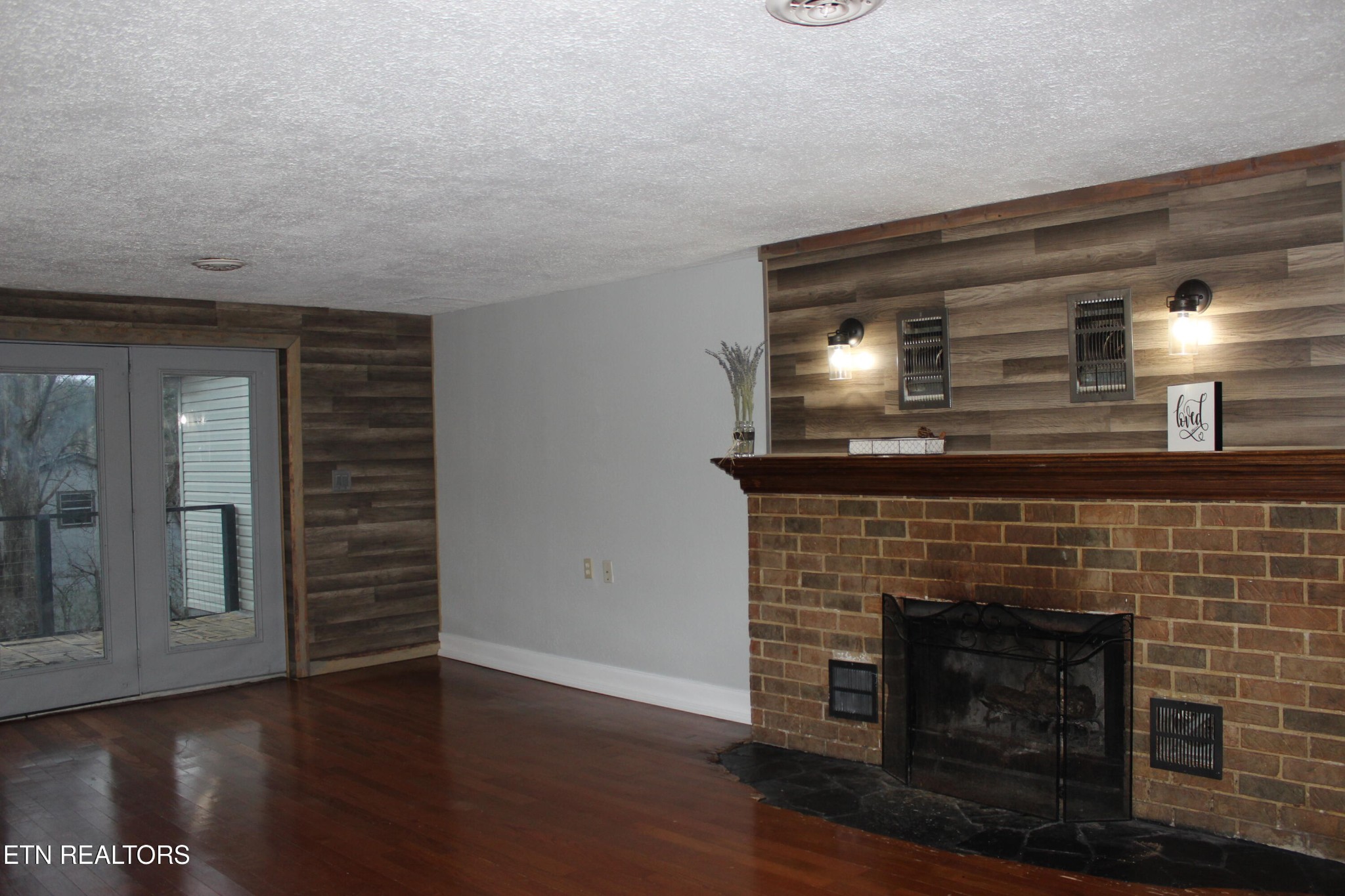 2038 Highland Road Maryville, TN 37801 - Photo 12 of 22 Gallery Image 12