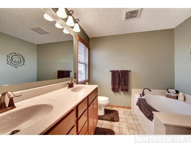 650 Ravencroft Road Waconia, MN 55387 - Photo 12 of 18 Gallery Image 12