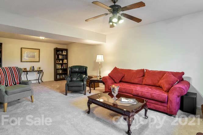 16 Ratt Man Lane Asheville, NC 28803 - Photo 18 of 33 Gallery Image 18