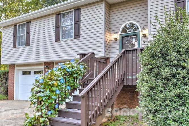 16 Ratt Man Lane Asheville, NC 28803 - Photo 3 of 33 Gallery Image 3