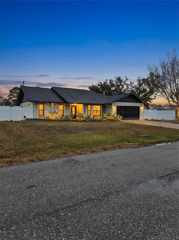 1080 Leeward Road Venice, FL 34293 - Photo 2 of 33 a view of an ocean