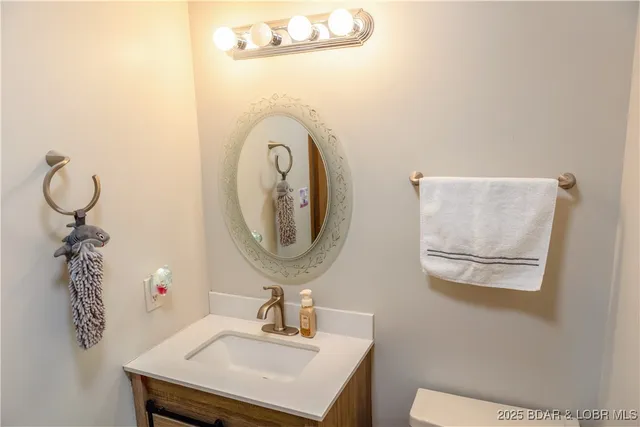 $224,900 | 74 Eleven W Court, Unit 2C, Sunrise Beach, MO 65079