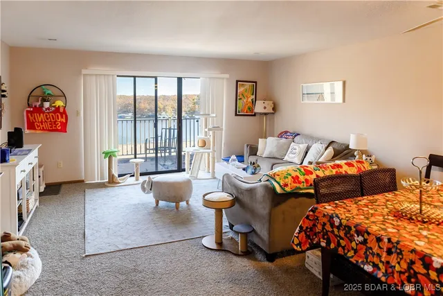 $224,900 | 74 Eleven W Court, Unit 2C, Sunrise Beach, MO 65079