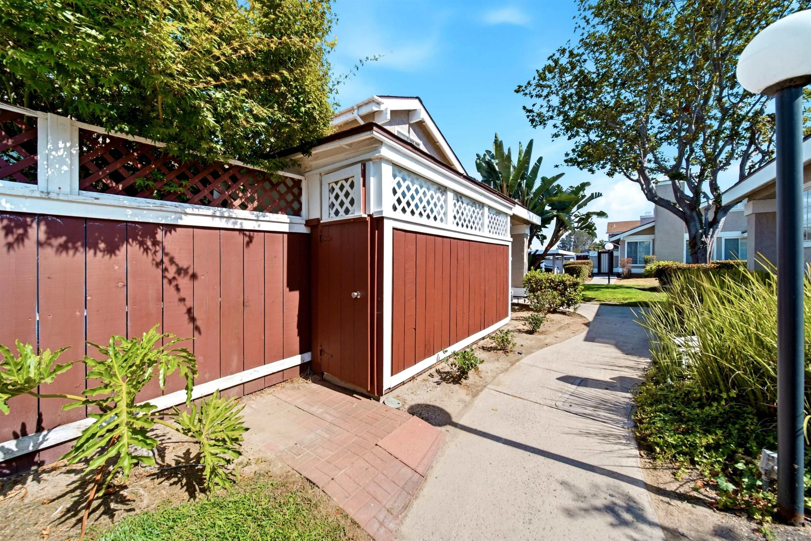261 Riverview Way Oceanside, CA 92057 - Photo 20 of 30
