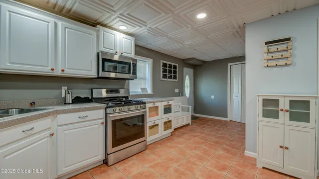 $699,999 | 127 Firefly Meadow Road, Glen, NY 12072