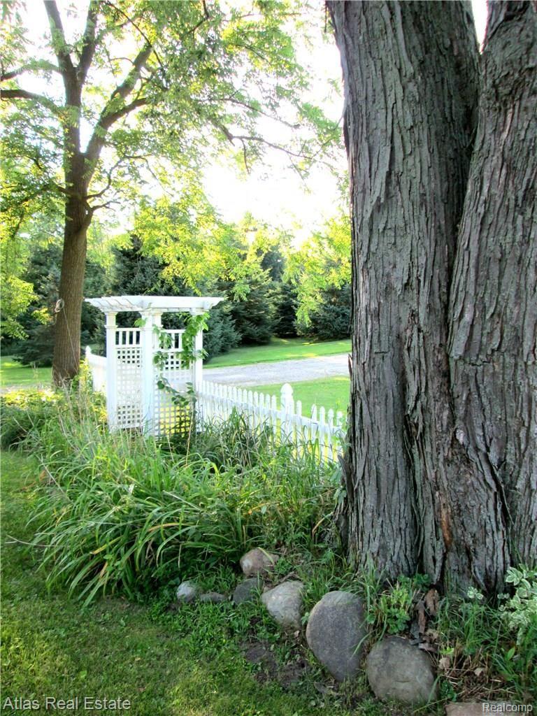 1103 East Leonard Road Leonard, MI 48367 - Photo 21 of 24 back4.JPG