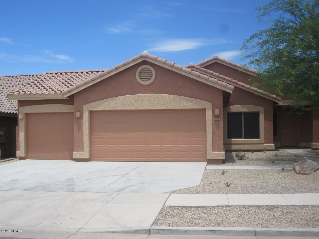 2624 West Maldonado Road Phoenix, AZ 85041 - Photo 1 of 20 1