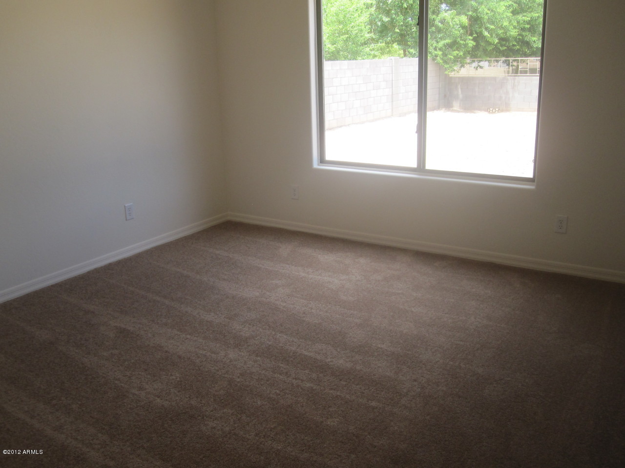 2624 West Maldonado Road Phoenix, AZ 85041 - Photo 17 of 20 8