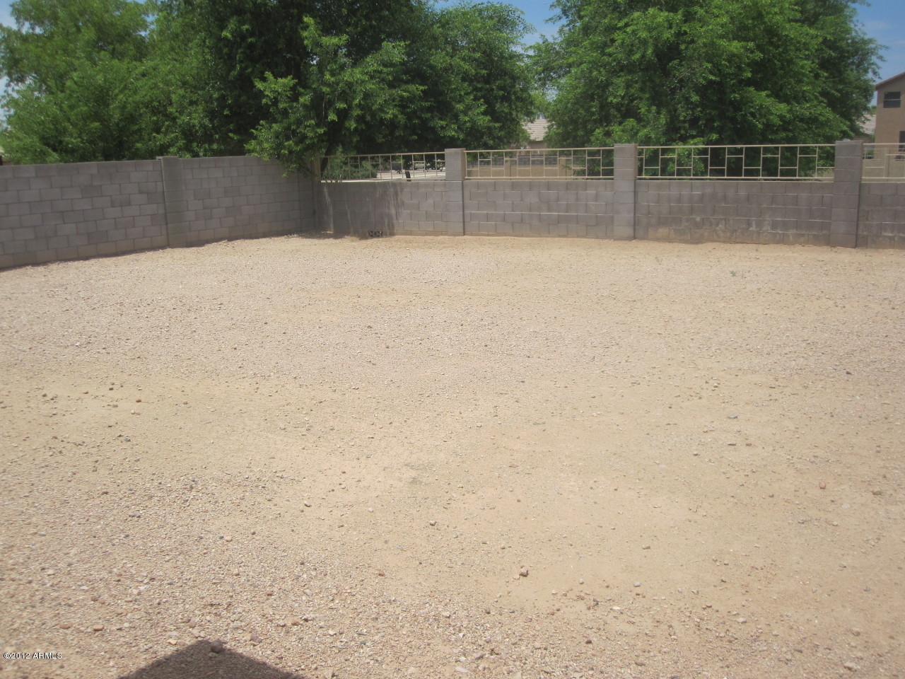 2624 West Maldonado Road Phoenix, AZ 85041 - Photo 20 of 20 11