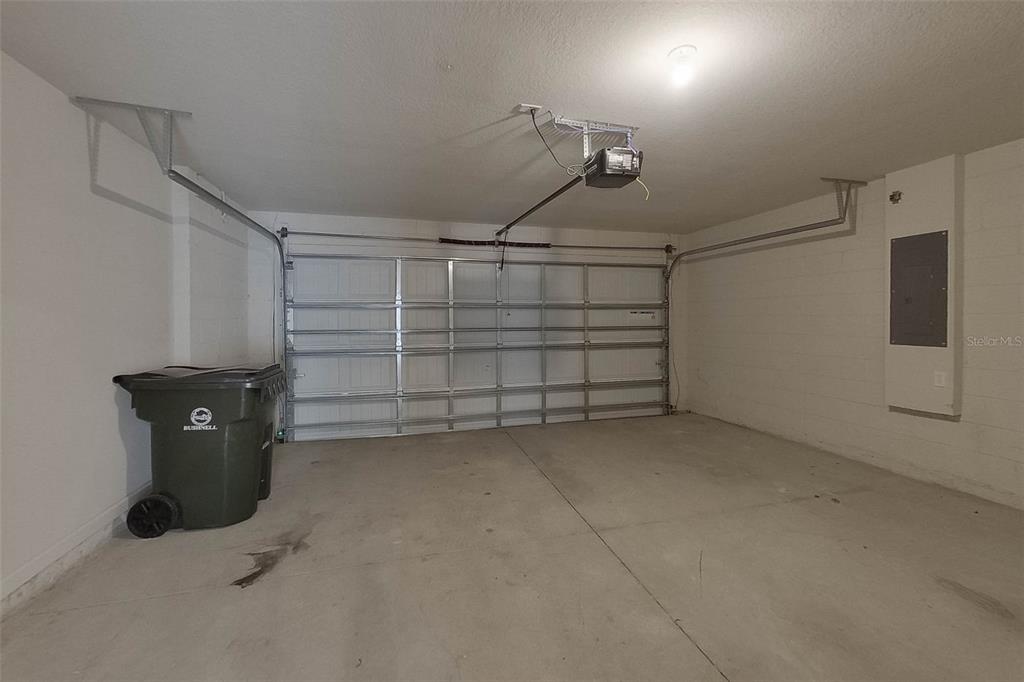 1709 Nebraska Loop Sumterville, FL 33585 - Photo 20 of 22 a view of a garage