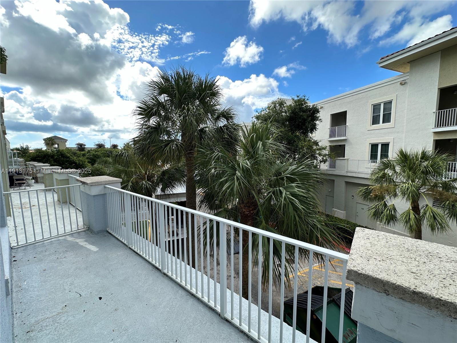 1200 Town Center Drive, Unit 217 Jupiter, FL 33458 - Photo 31 of 37 a view of a terrace