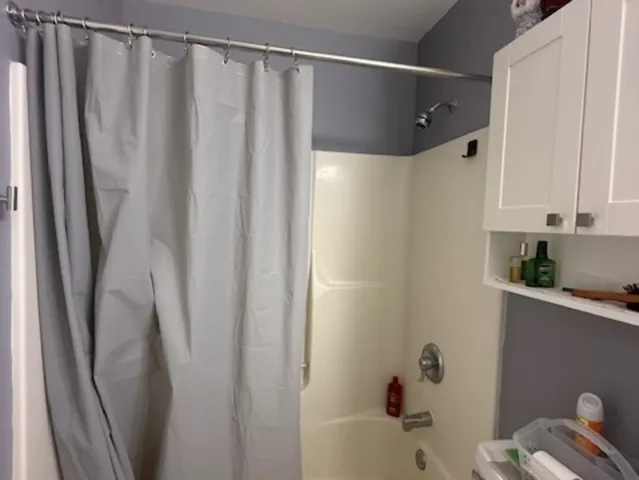 $81,950 | 3170 West Monroe Street, Unit 309, Waukegan, IL 60085