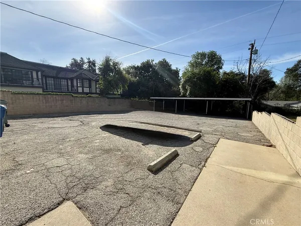 $2,450 | 414 Mariposa Avenue, Unit F, Sierra Madre, CA 91024